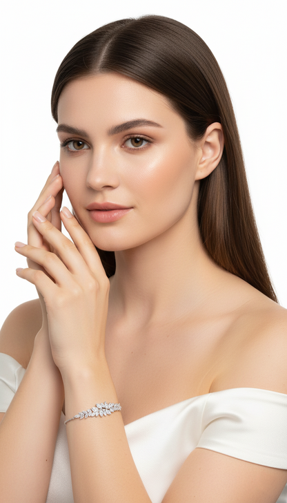 Elara Gleam Bracelet