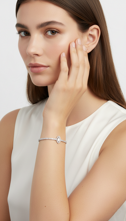 Starlit Curve Bracelet