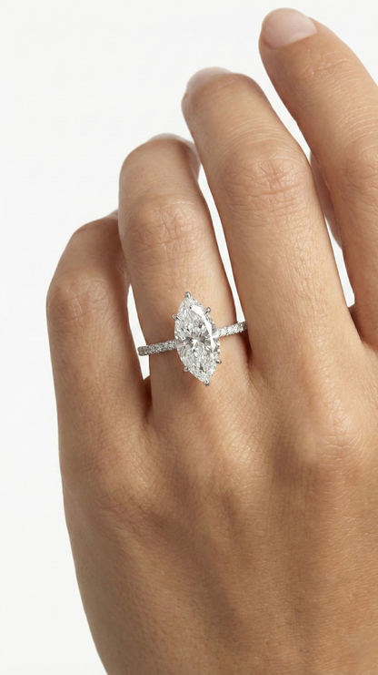 Anillo con cresta estelar