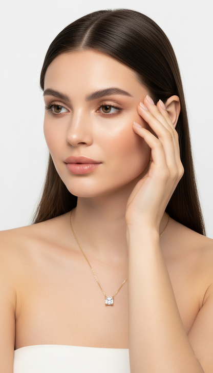 Tidlös Glittrande Halsband