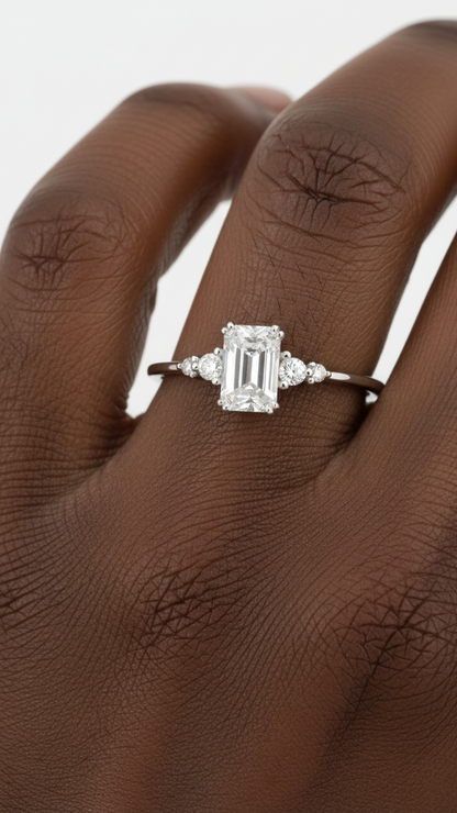 Anillo de brillo noble