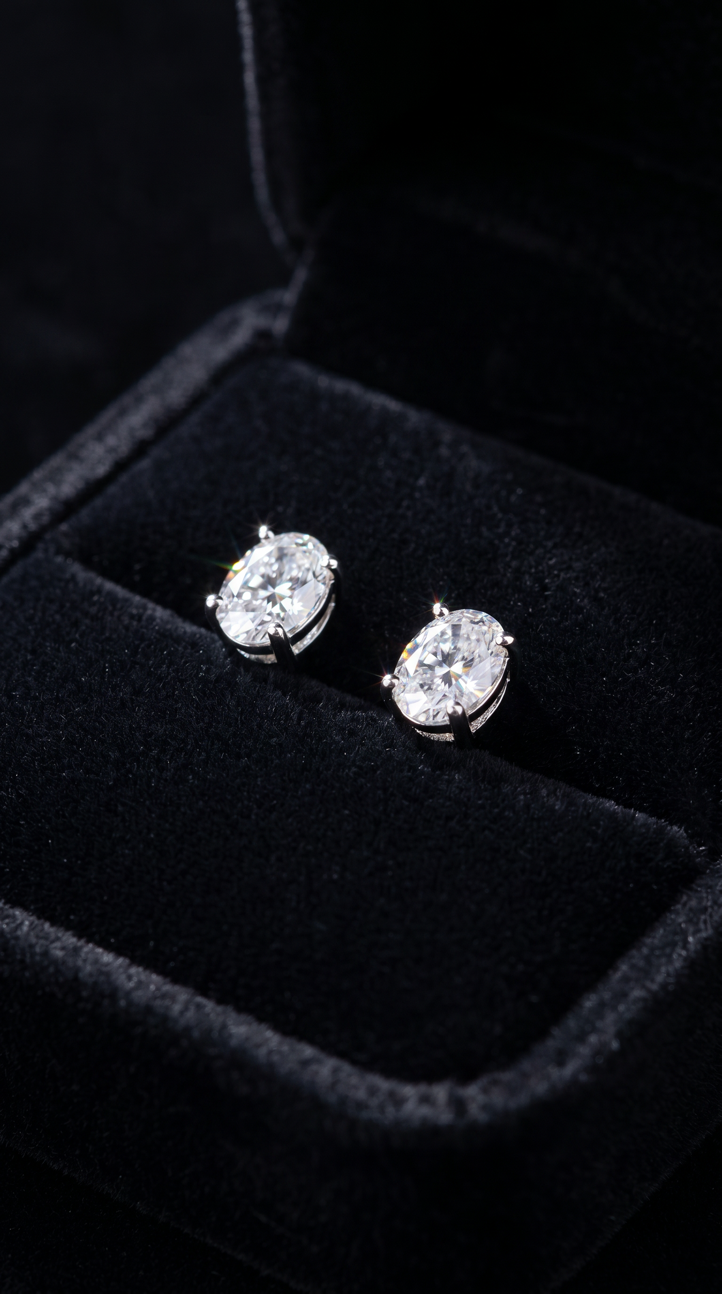 Lavish Lumière Earrings