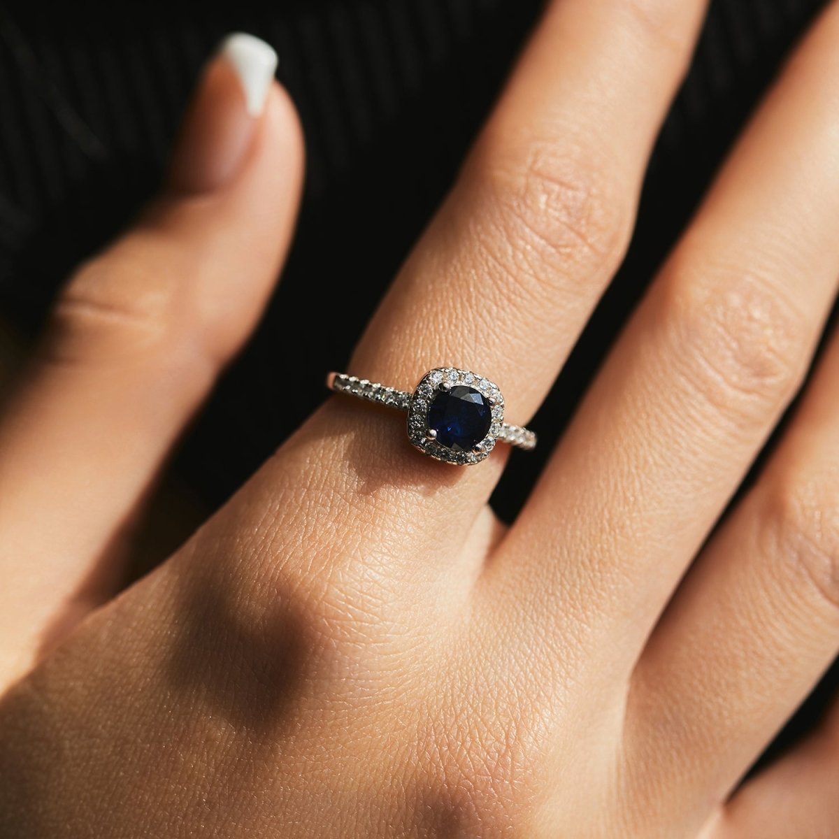 Blue Brilliance Ring - Diamoray