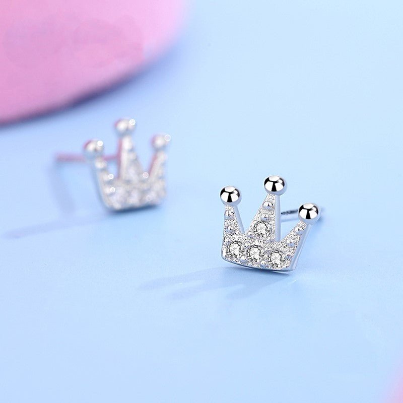 Crowned Majesty Earrings - Diamoray