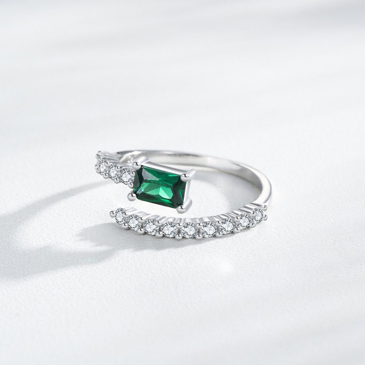 Green Goddess Ring - Diamoray