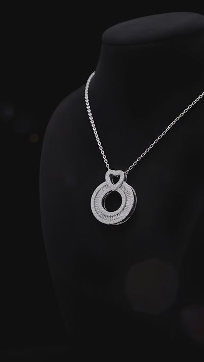 Royal Pulse Necklace