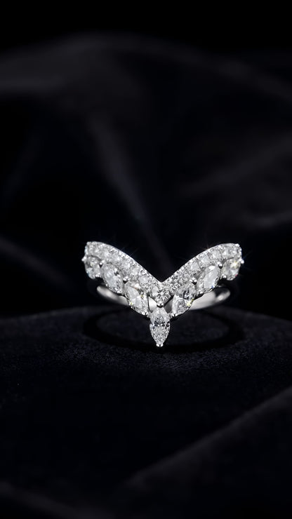 真夜の王冠リング