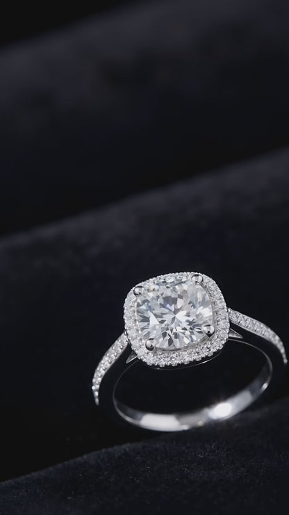 マジェスティックダイヤモンドリング