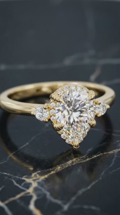 Ethereal Comet Ring