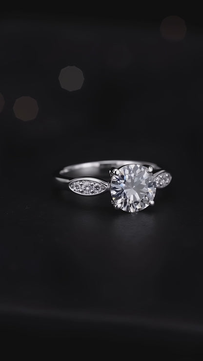 Prestigious Shine Ring