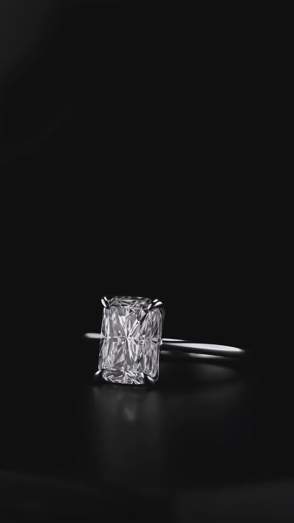 Divine Diamond Ring