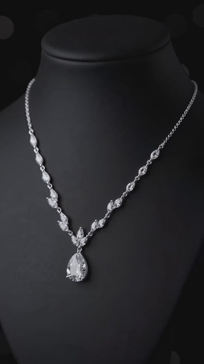 Graceful Ornate Necklace