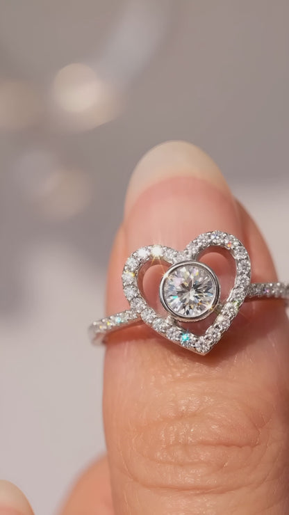 Romeo's Whisper Ring