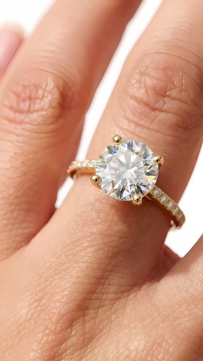 ダイヤモンドロイヤルリング