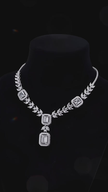 Lustre Royale Necklace