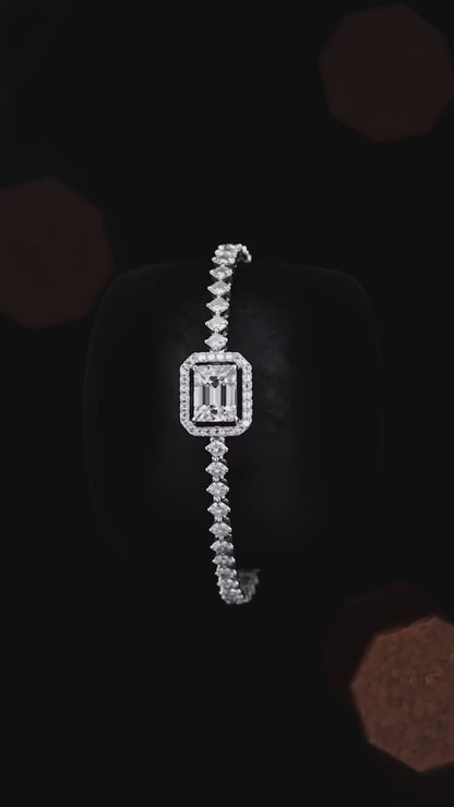 Crowned Gleam Bracelet