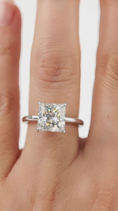 星雲の優雅な指輪