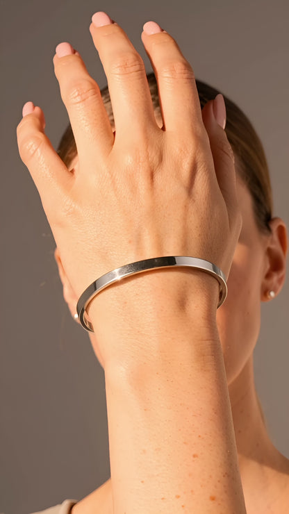 Gleaming Dawn Bracelet