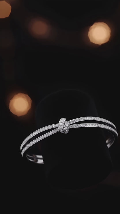 Eternal Hold Bracelet