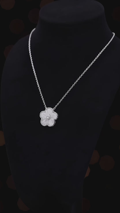 Luxury Clover Necklace