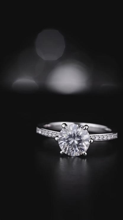 Gleaming Jewel Ring