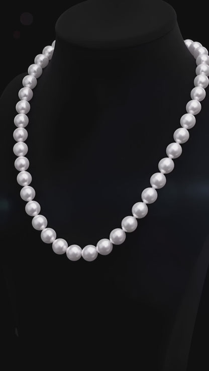 Pearl Presence Necklace