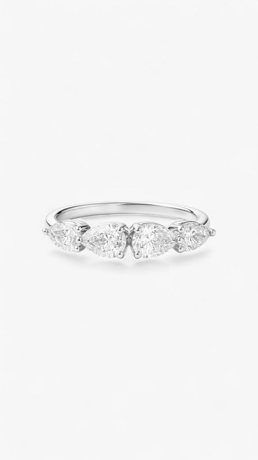 Aristocratic Aura Ring