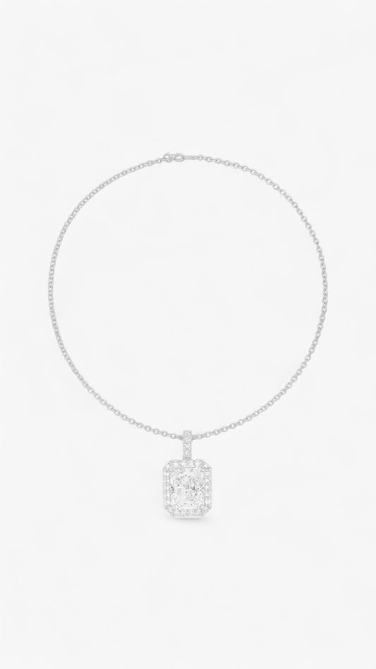 Solstice Gleam Necklace