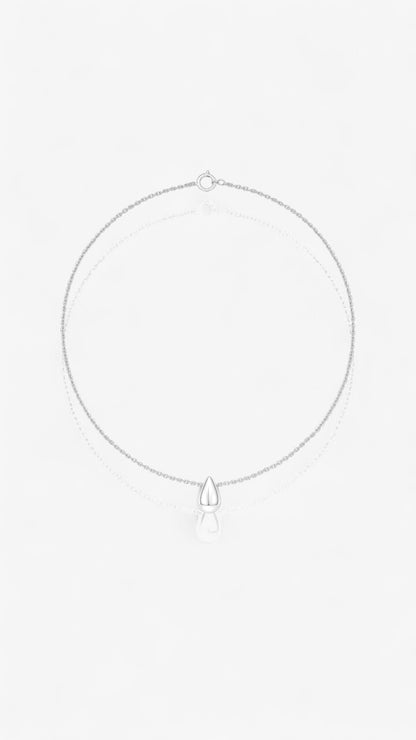 Silent Drop Necklace