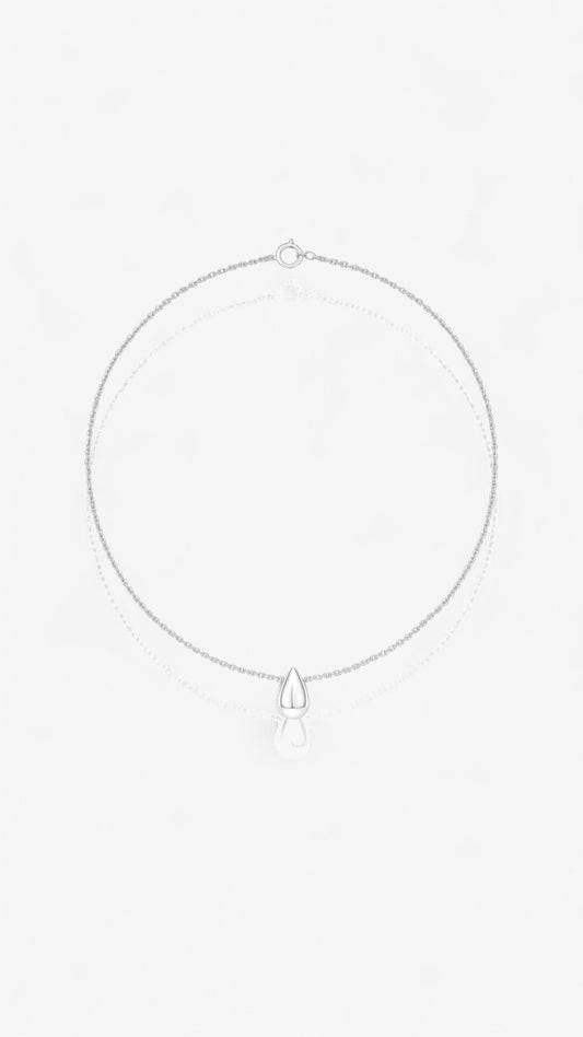 Silent Drop Necklace