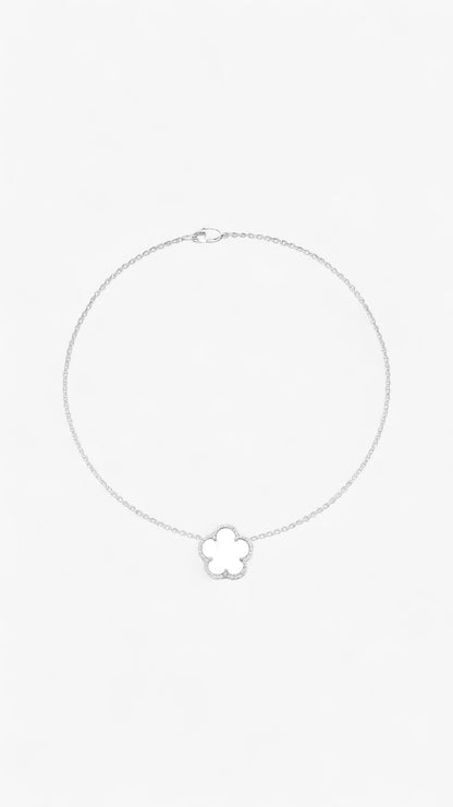 Divine Clover Necklace