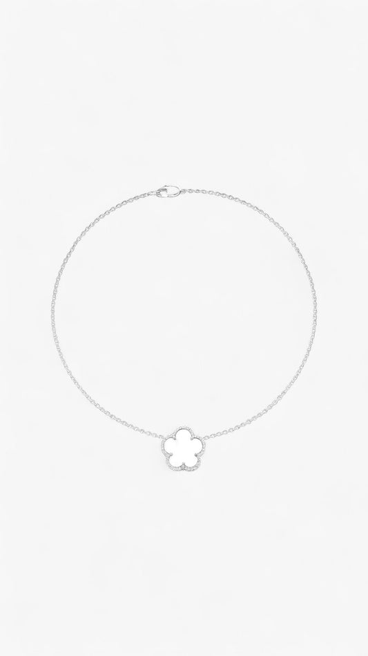 Divine Clover Necklace