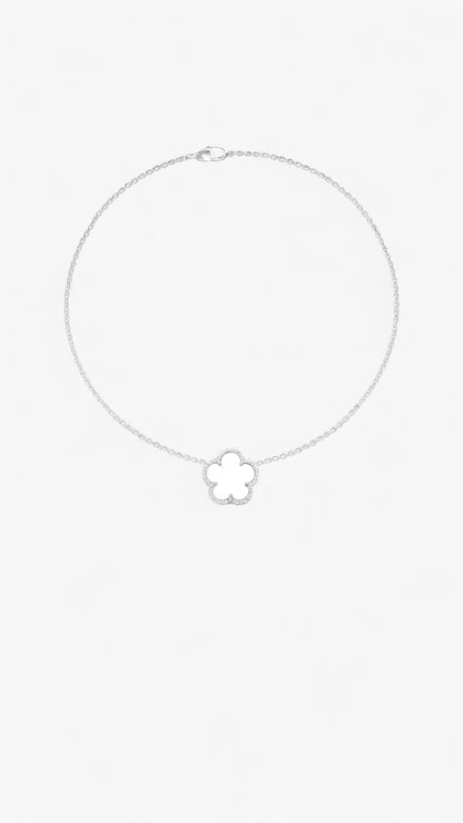 Divine Clover Necklace