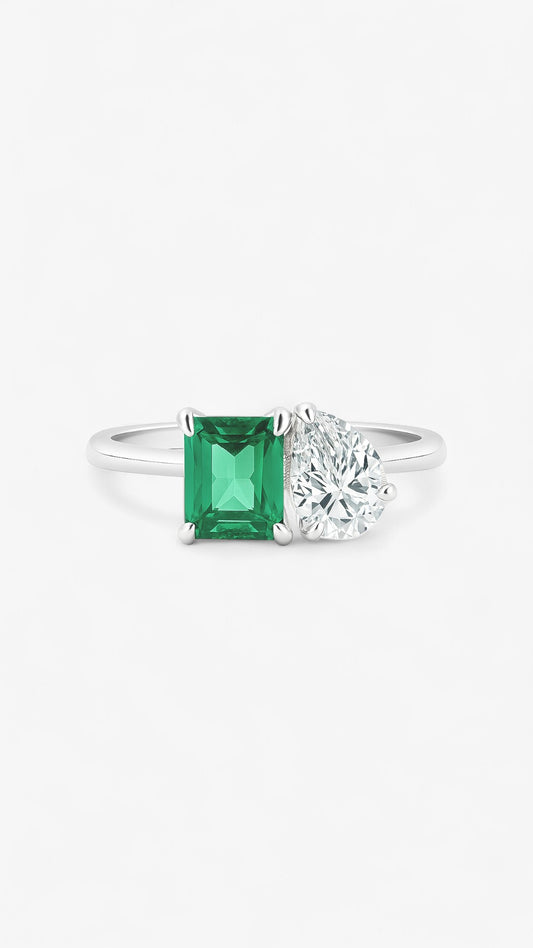 Anillo de elegancia esmeralda