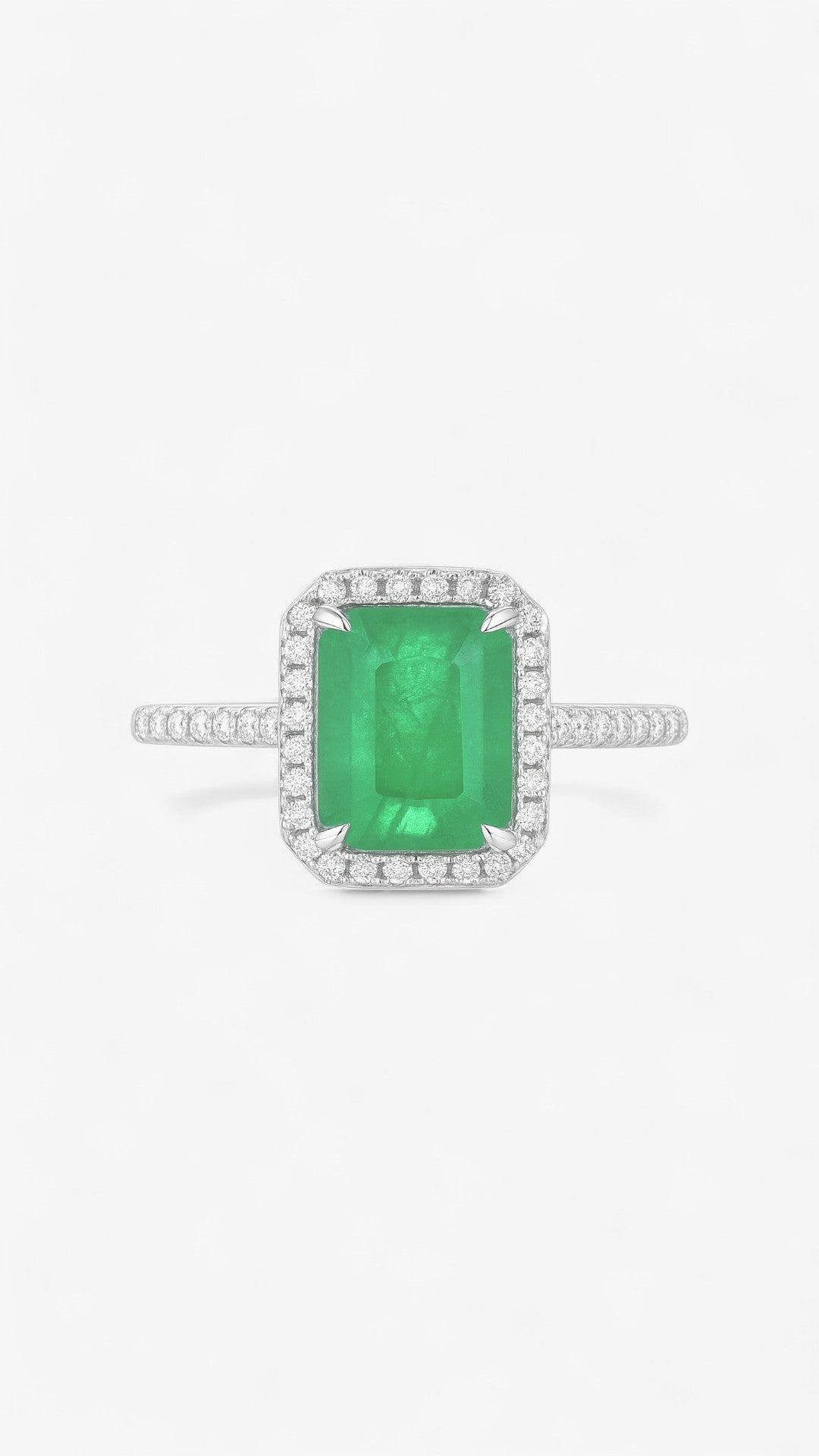 Anillo Majestuoso Esmeralda