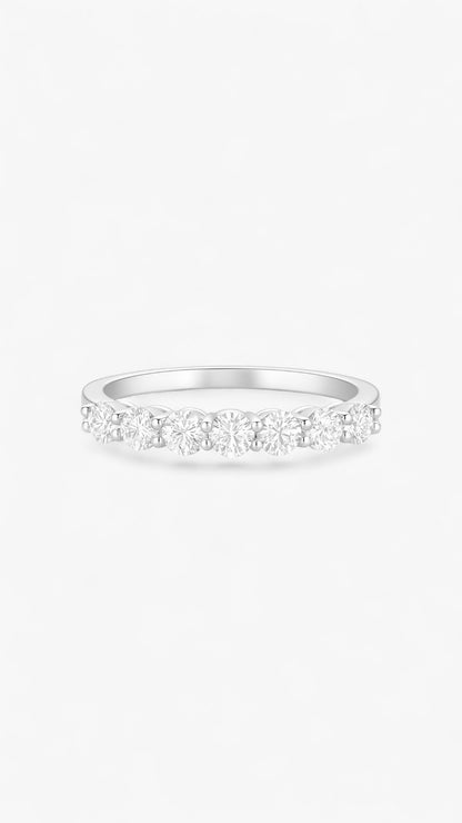 Anillo de cascada de cristal