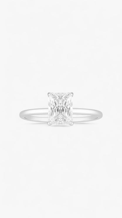 Anillo de alta costura de lujo