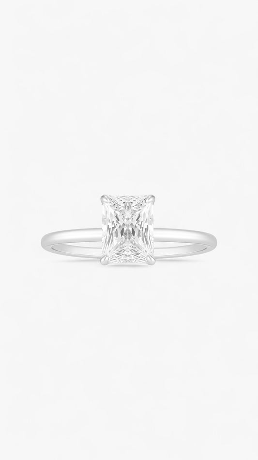 Anillo de alta costura de lujo