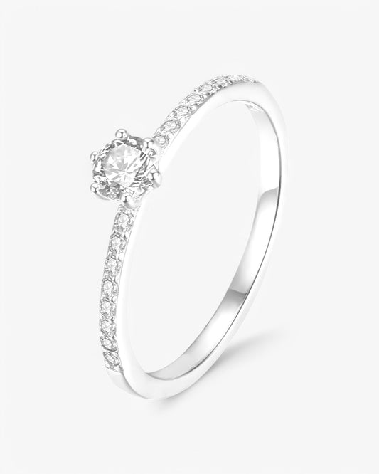 Anillo de cielo de cristal