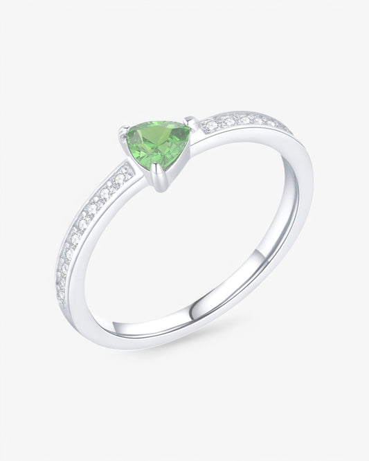 Anillo de jade encantado