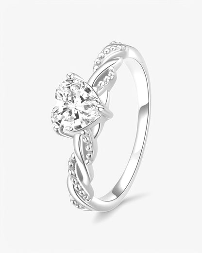 Anillo de amor prístino